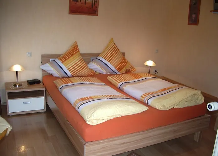 בית הארחה Gaestehaus Resi