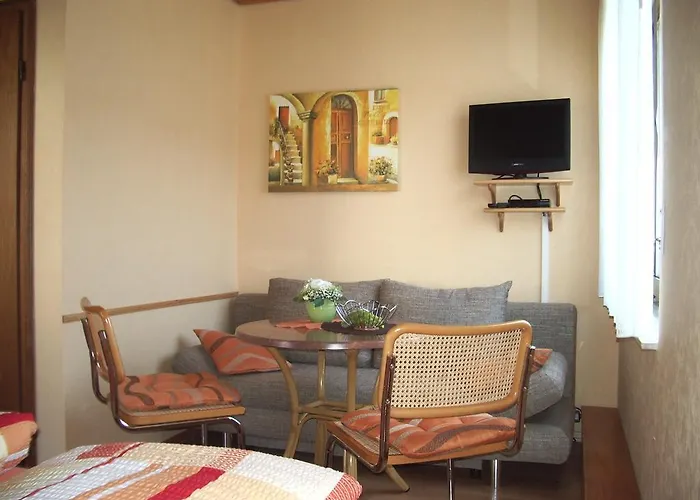 Gaestehaus Resi בית הארחה 3*